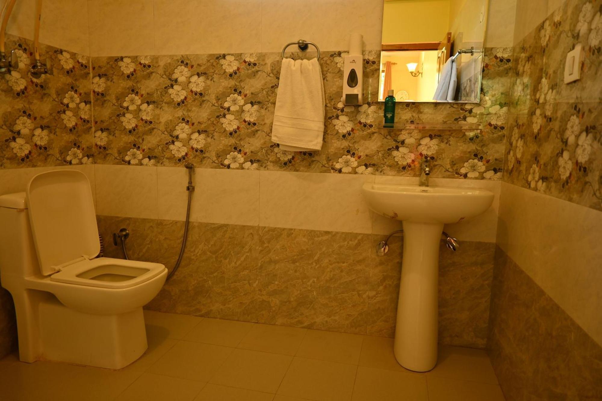 Bed and Breakfast Cascade Mountain Retreat Manali Екстер'єр фото